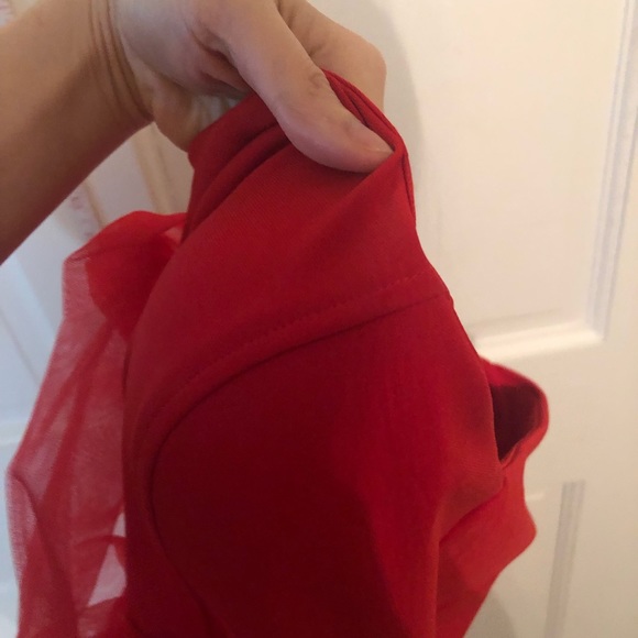 Elegant red prom dress - Picture 2 of 4